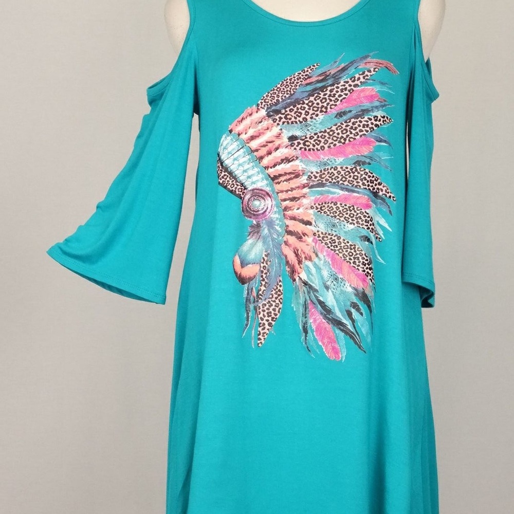 Indian War Bonnet Cold Shoulder Dress   NWT